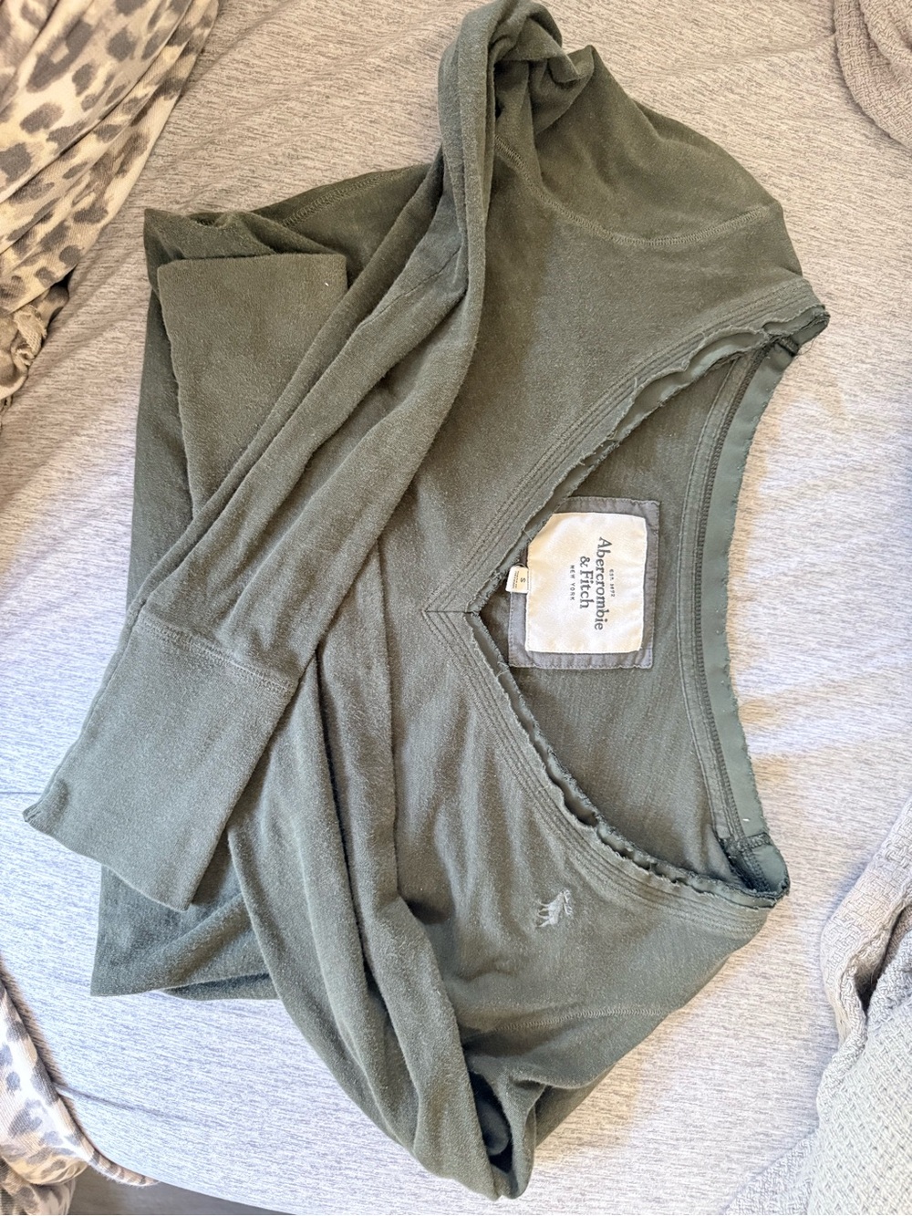 Abercrombie & Fitch Olive Green V-Neck Lightweight Sweater